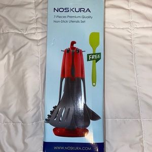 Noskura New in box Red and Black kitchen utensils set 7 Pc Non stick